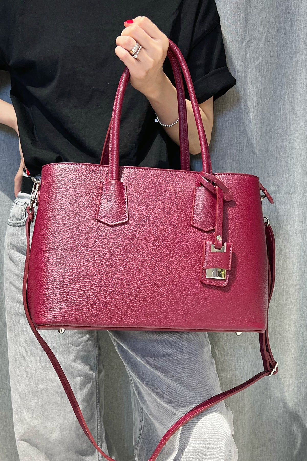 ZZ039 Burgundy Grained Leather Work Bag
