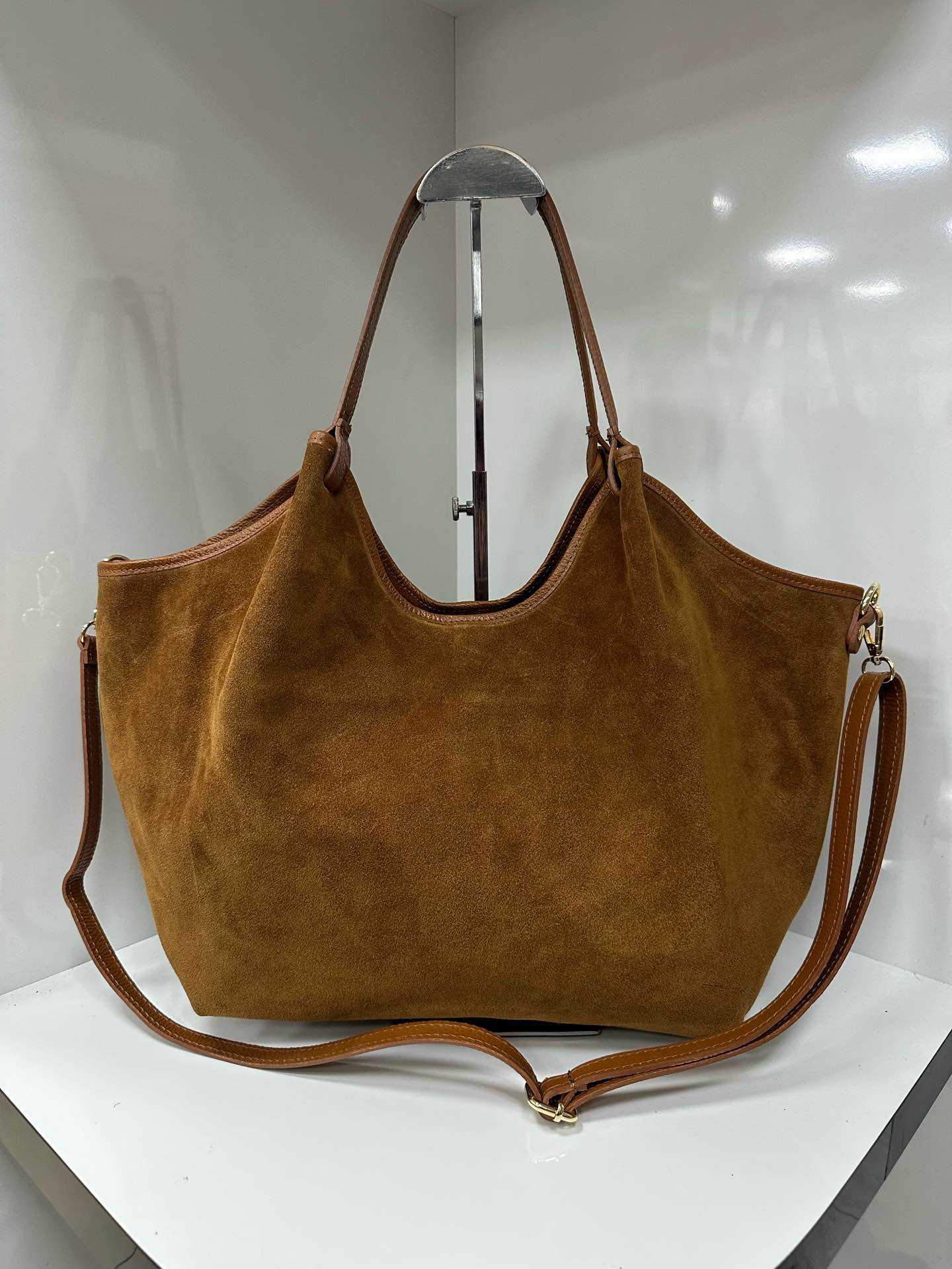 L0284 Bag 22.0in 10 Color Options