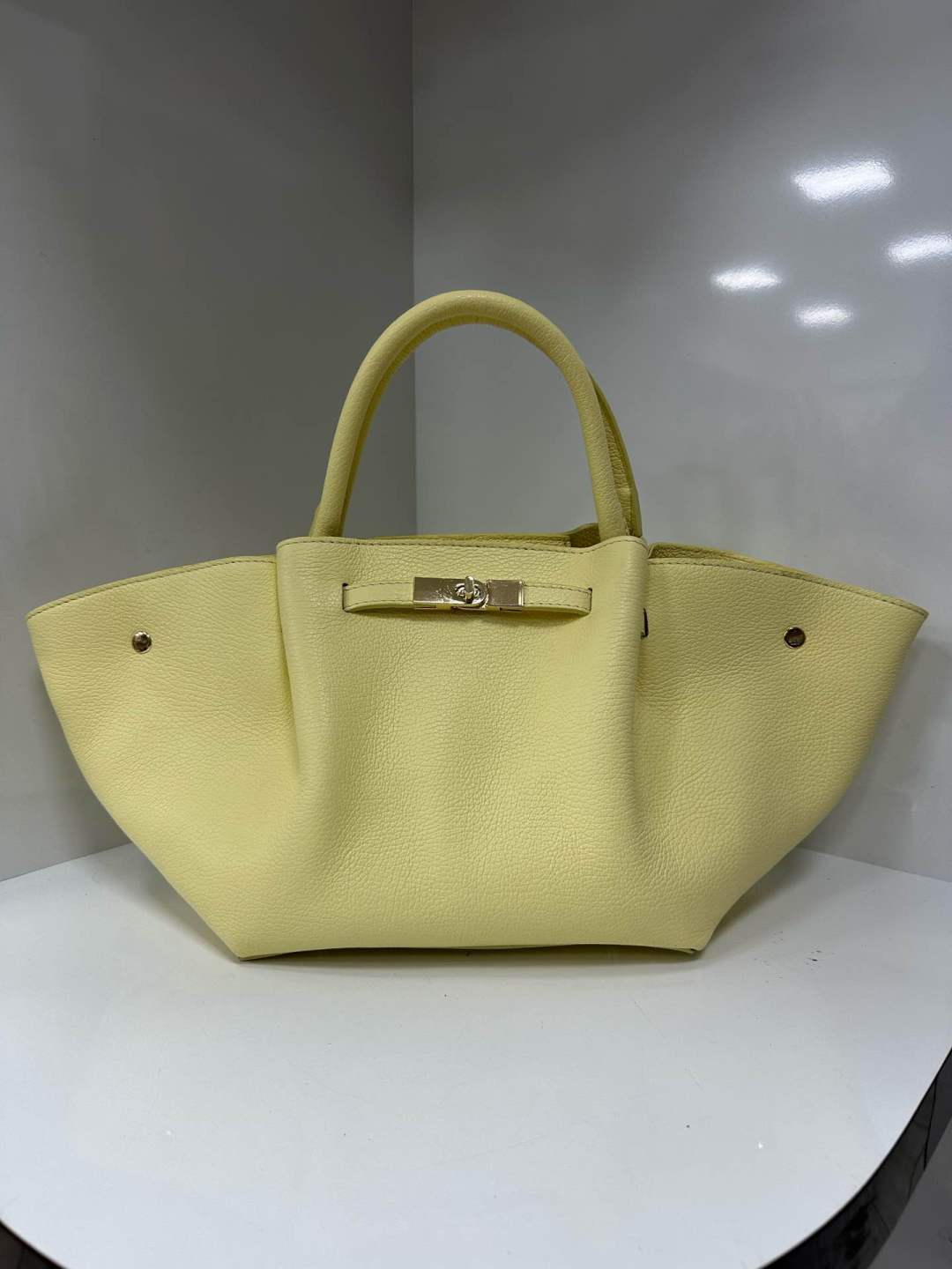 L0499 Bag 20.1in 8 Color Options