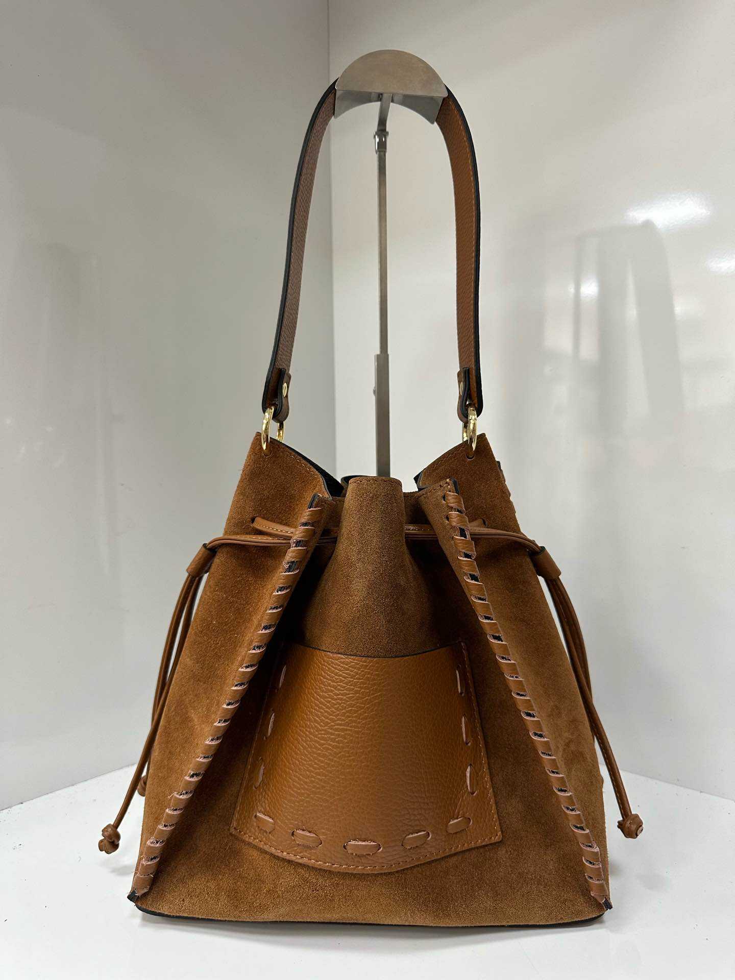 L0376 Bag 10.2in 4 Color Options
