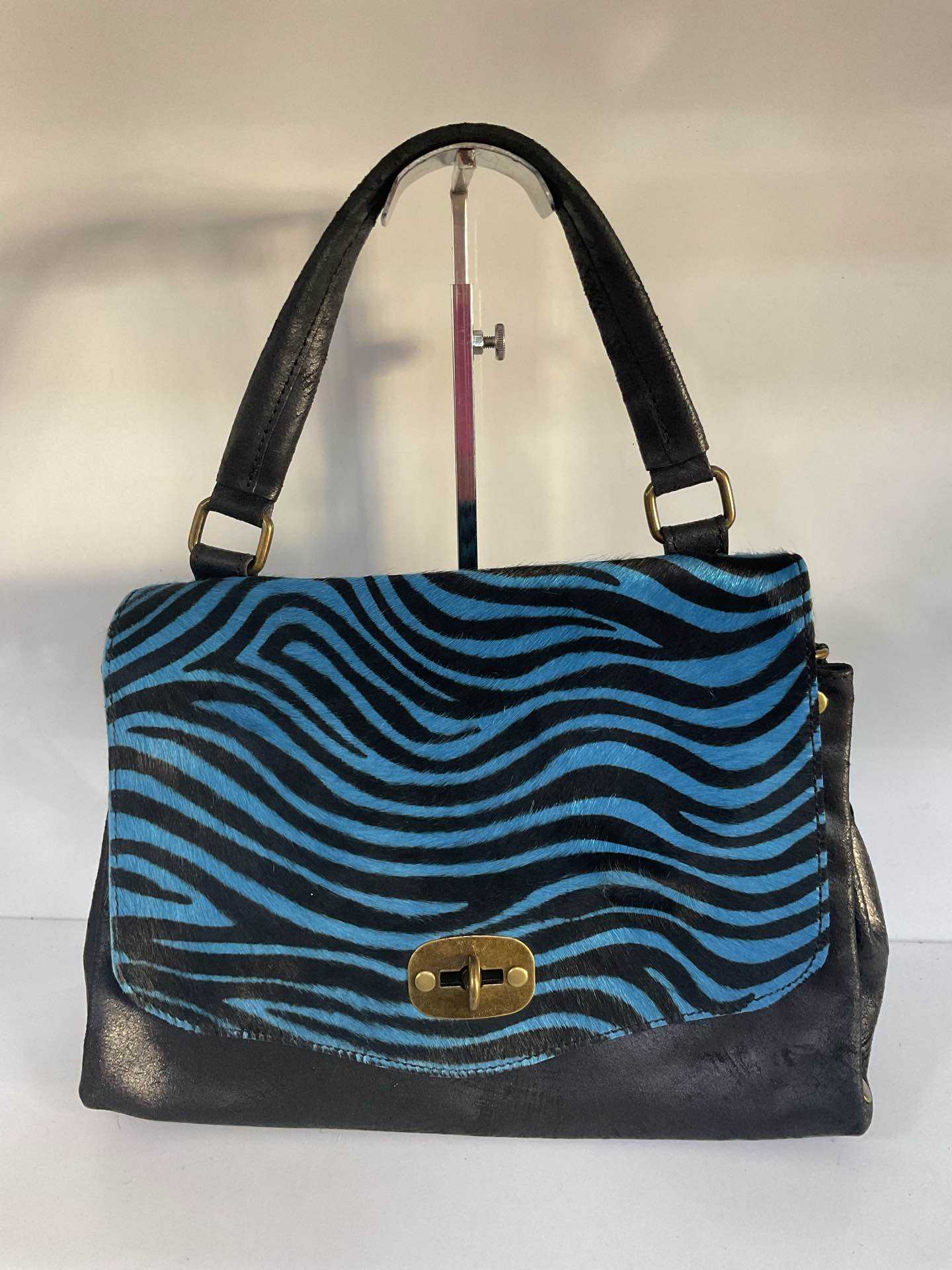 LS0239PEL Bag 7 Color Options