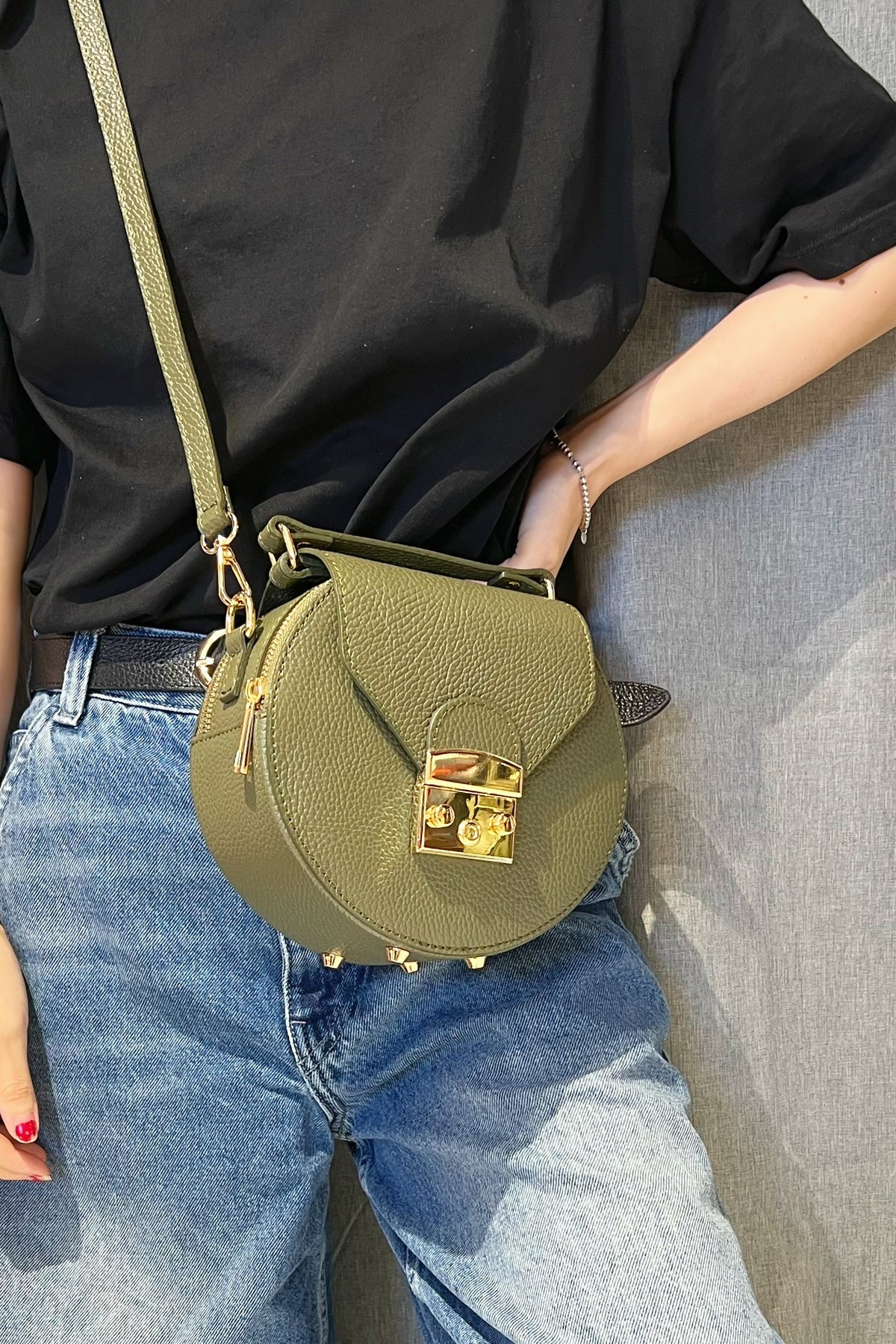 ZZ109 Khaki Round Leather Crossbody Bag