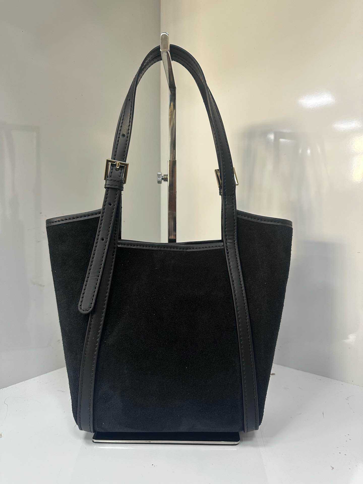 L0458 Bag 10.6in 7 Color Options