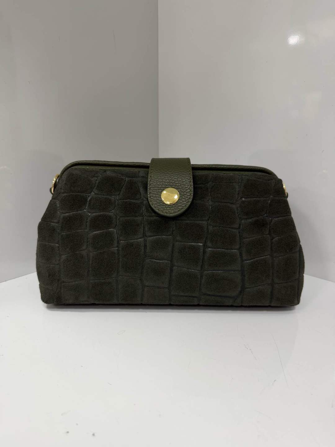 L0598 Bag 10.6in 8 Color Options