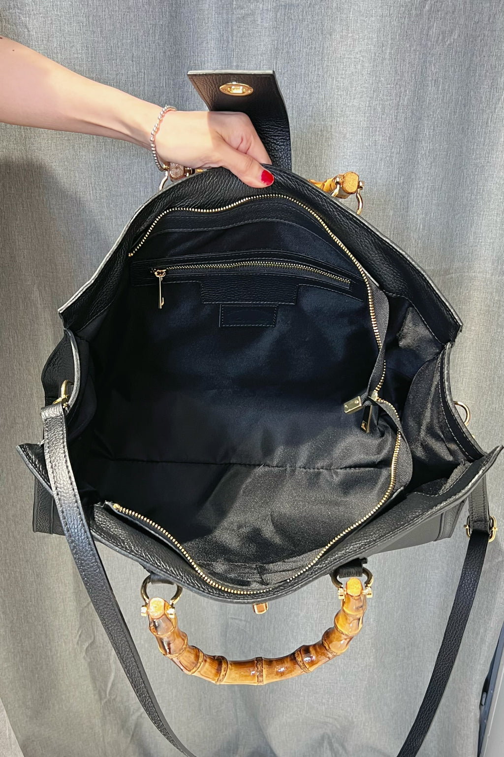 ZZ086 Black XL Bamboo Handle Handbag
