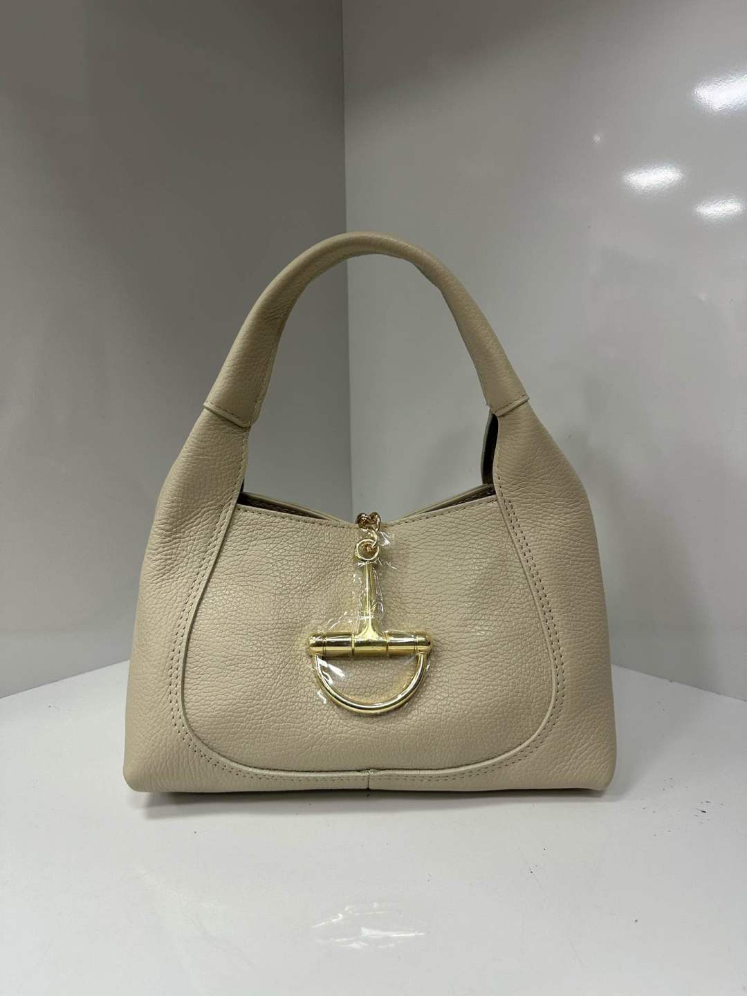 L0534 Bag 9.8in 8 Color Options