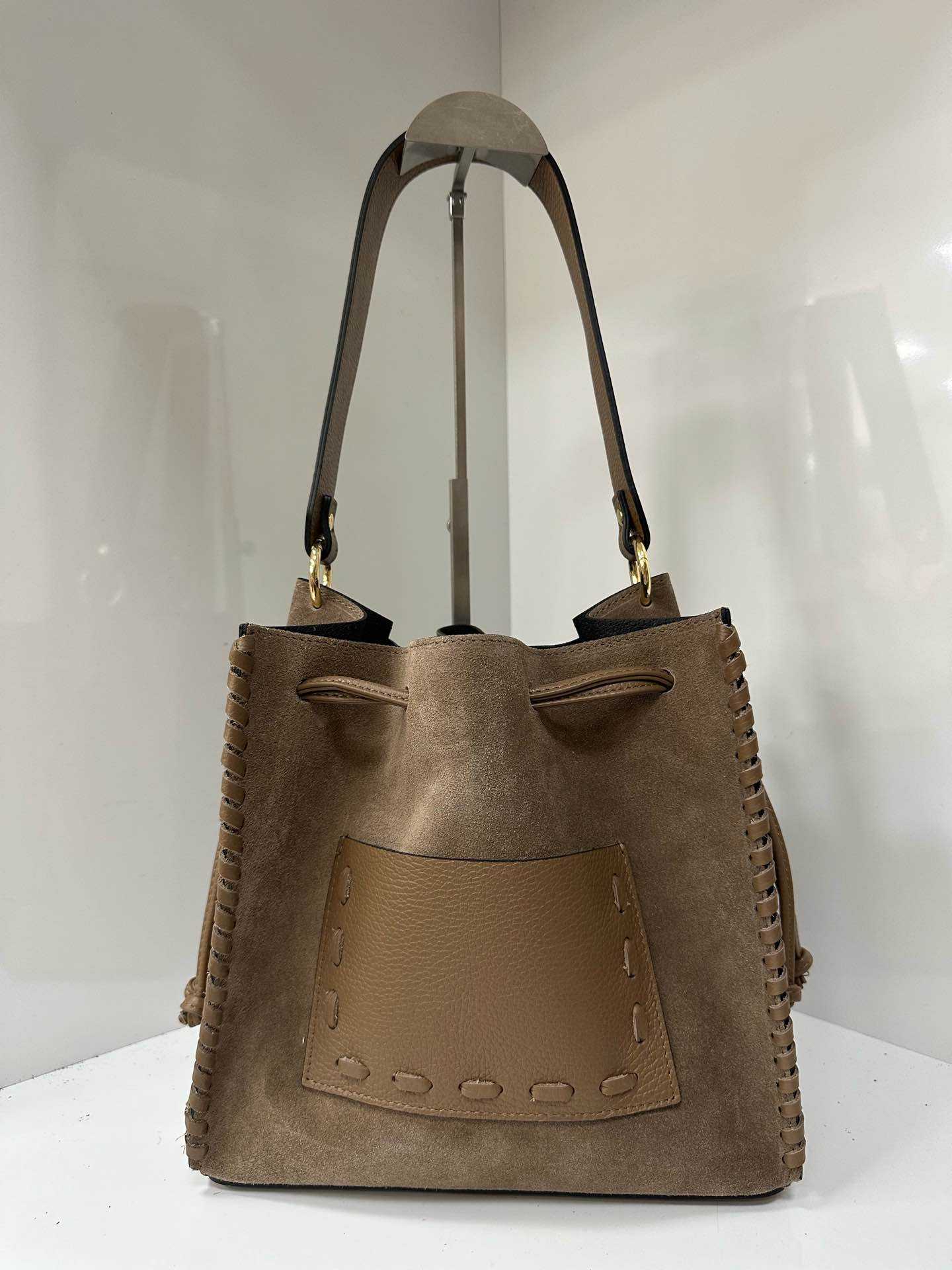 L0376 Bag 10.2in 4 Color Options