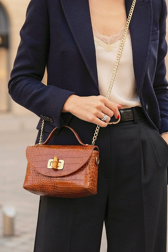 ZZ025 Camel Croco Chain Crossbody Bag