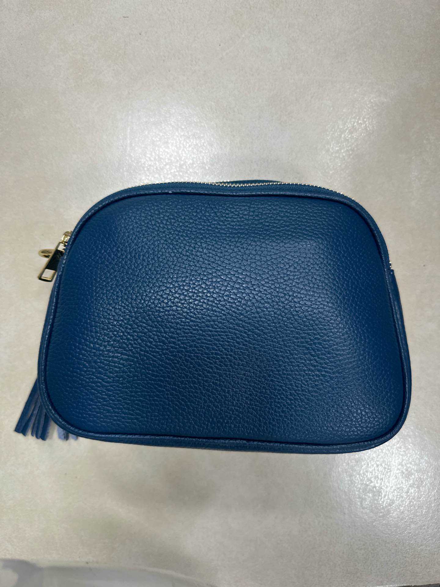 L0133 Bag 9.1in 17 Color Options