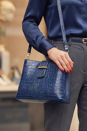 ZZ178 Navy Croco Top Handle Bag