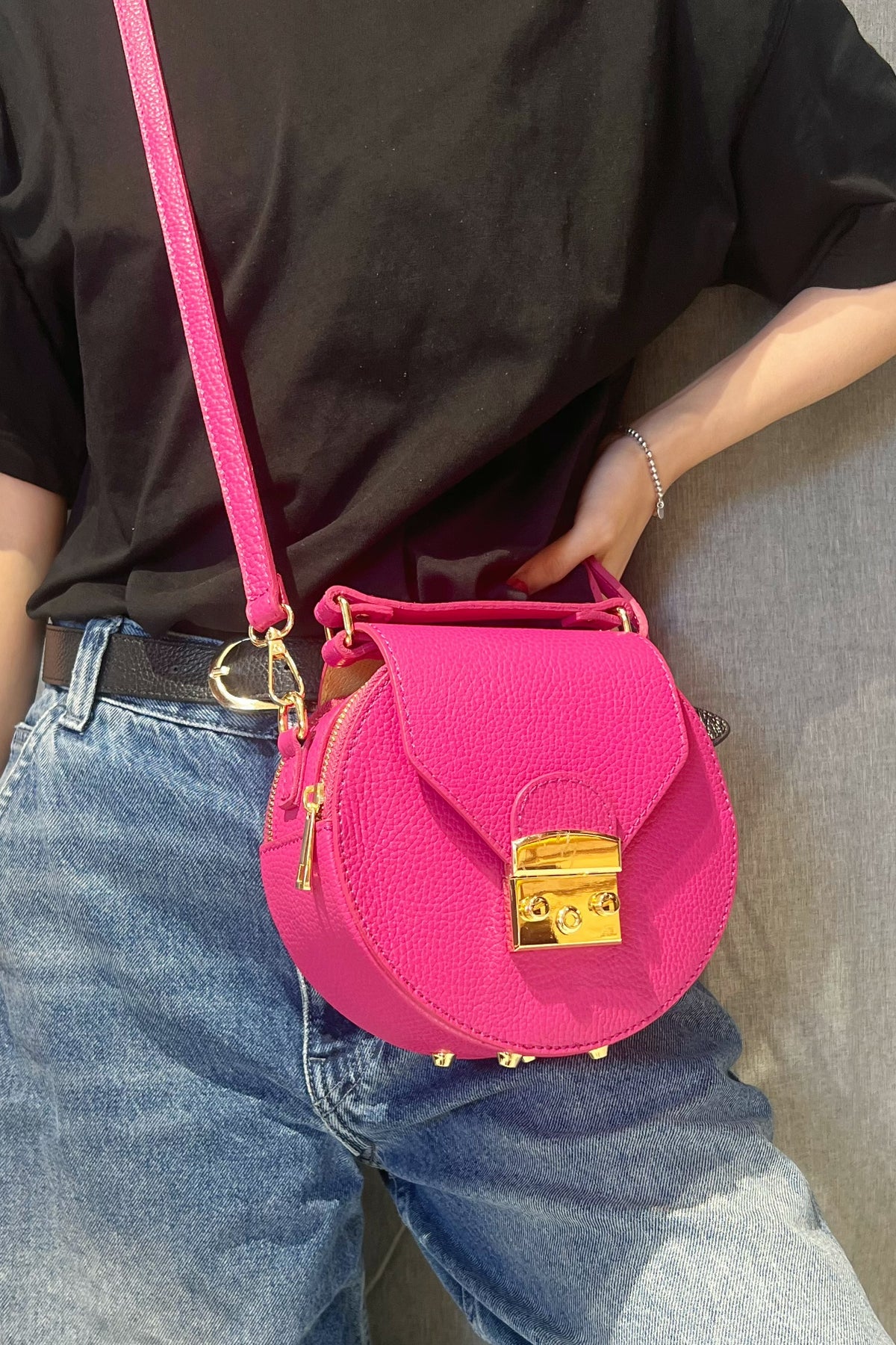 ZZ102 Fuchsia Round Leather Crossbody Bag