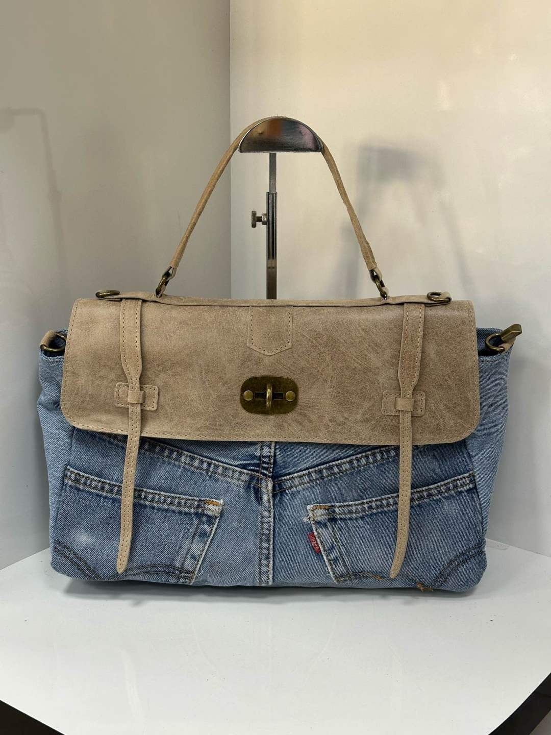 L0562 Bag 15.4in 9 Color Options