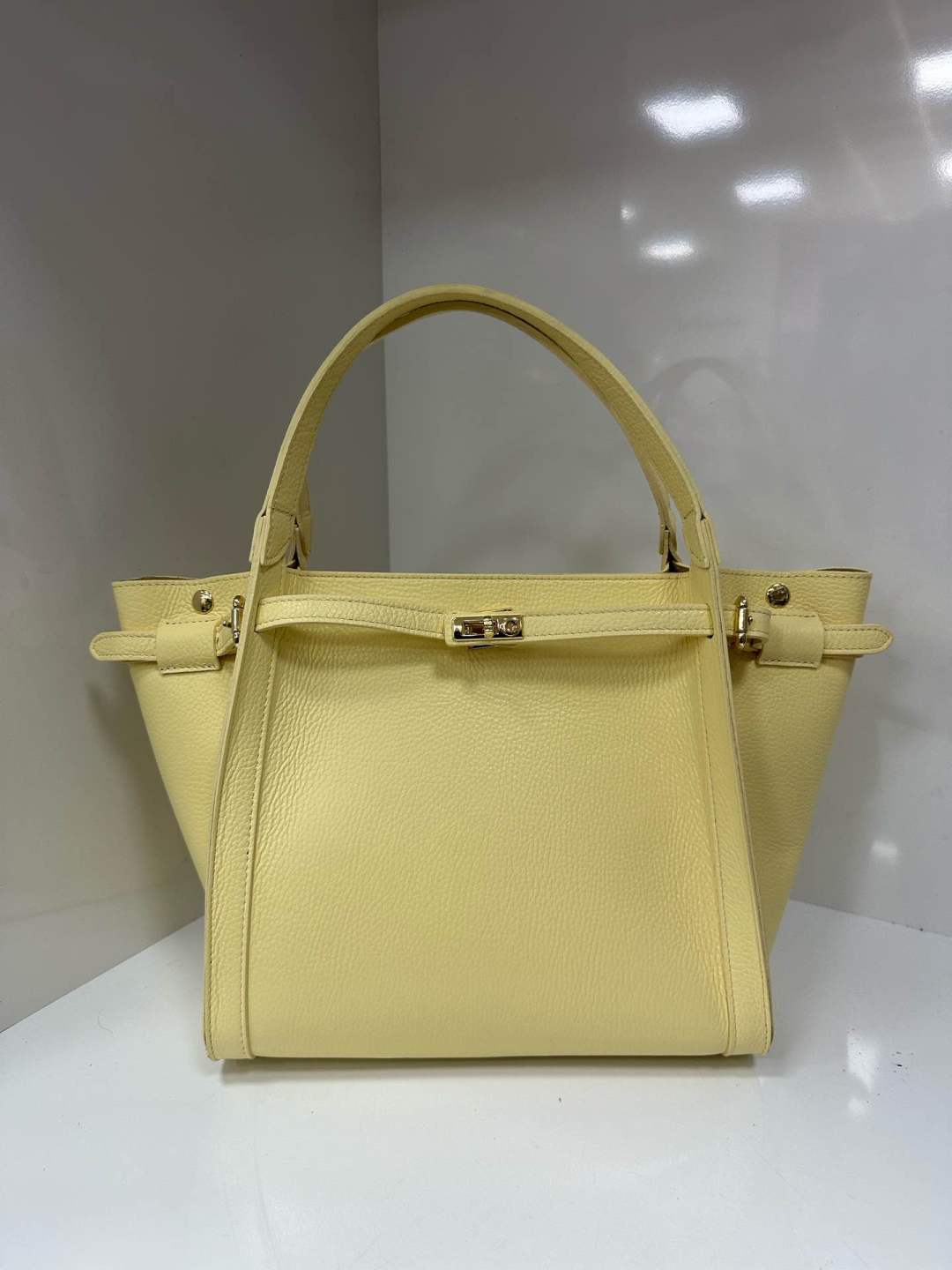 L0543 Bag 16.1in 10 Color Options