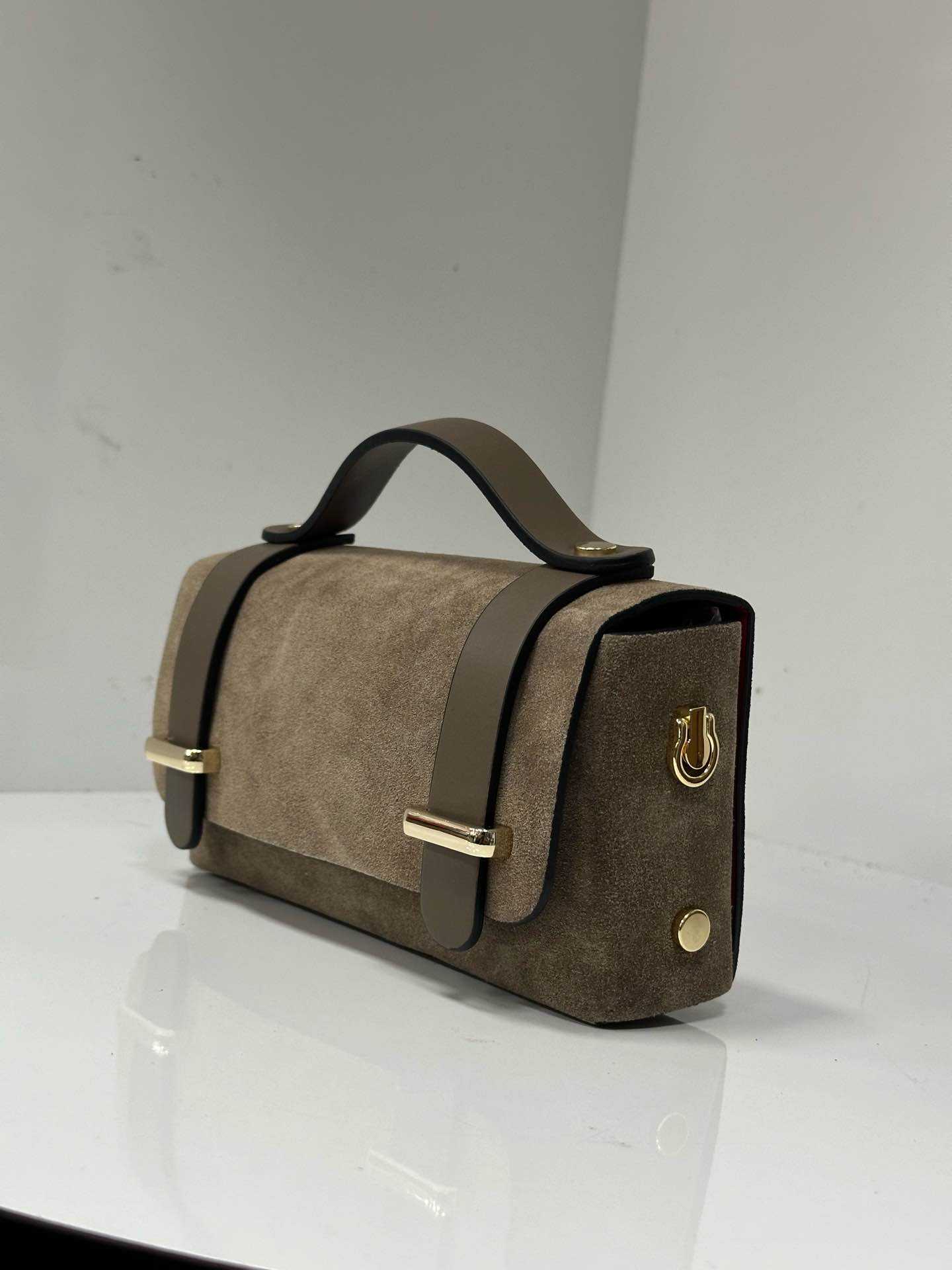 L0460 Bag 7.5in 6 Color Options