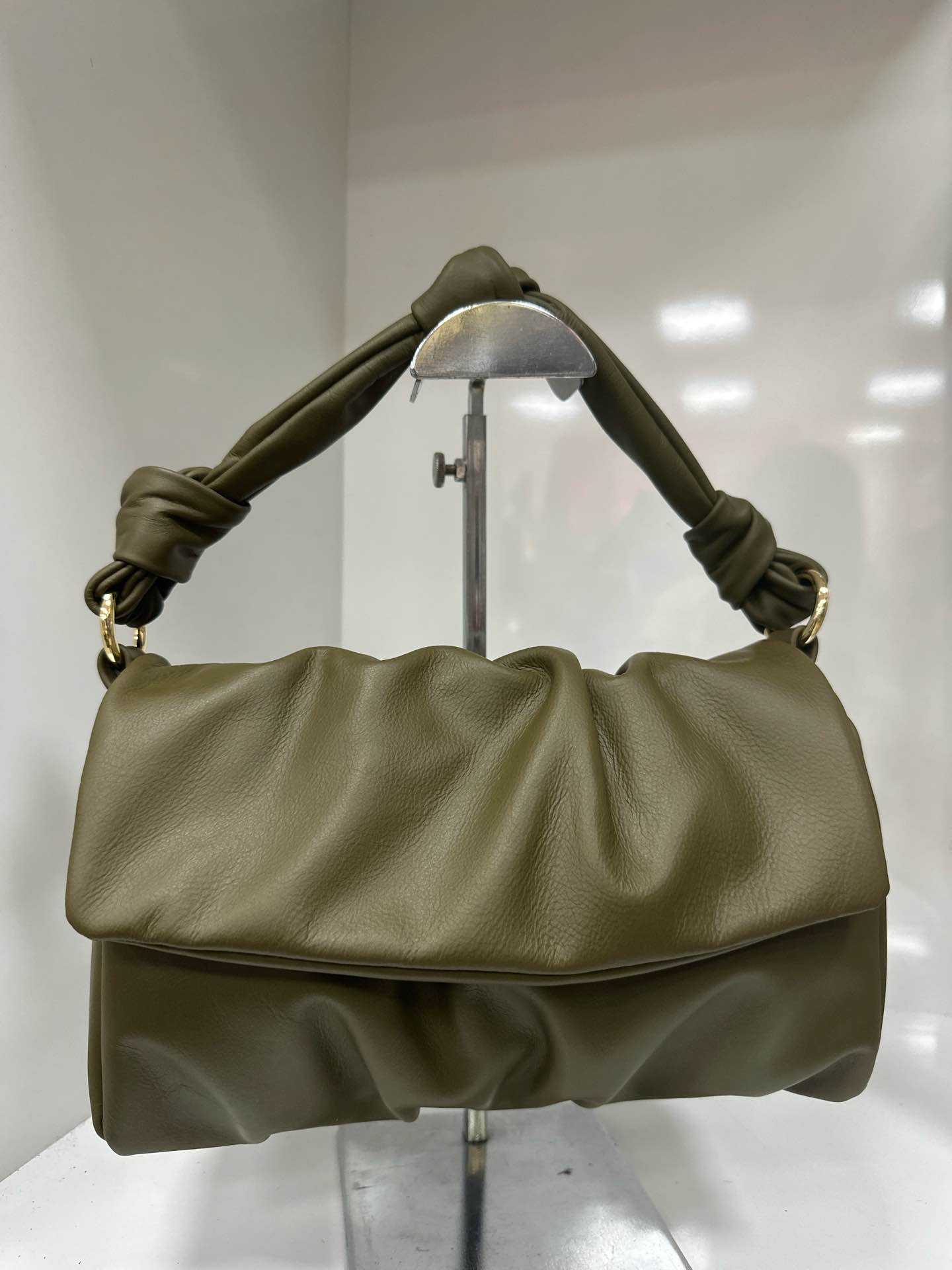 L0041 Bag 11.8in 6 Color Options