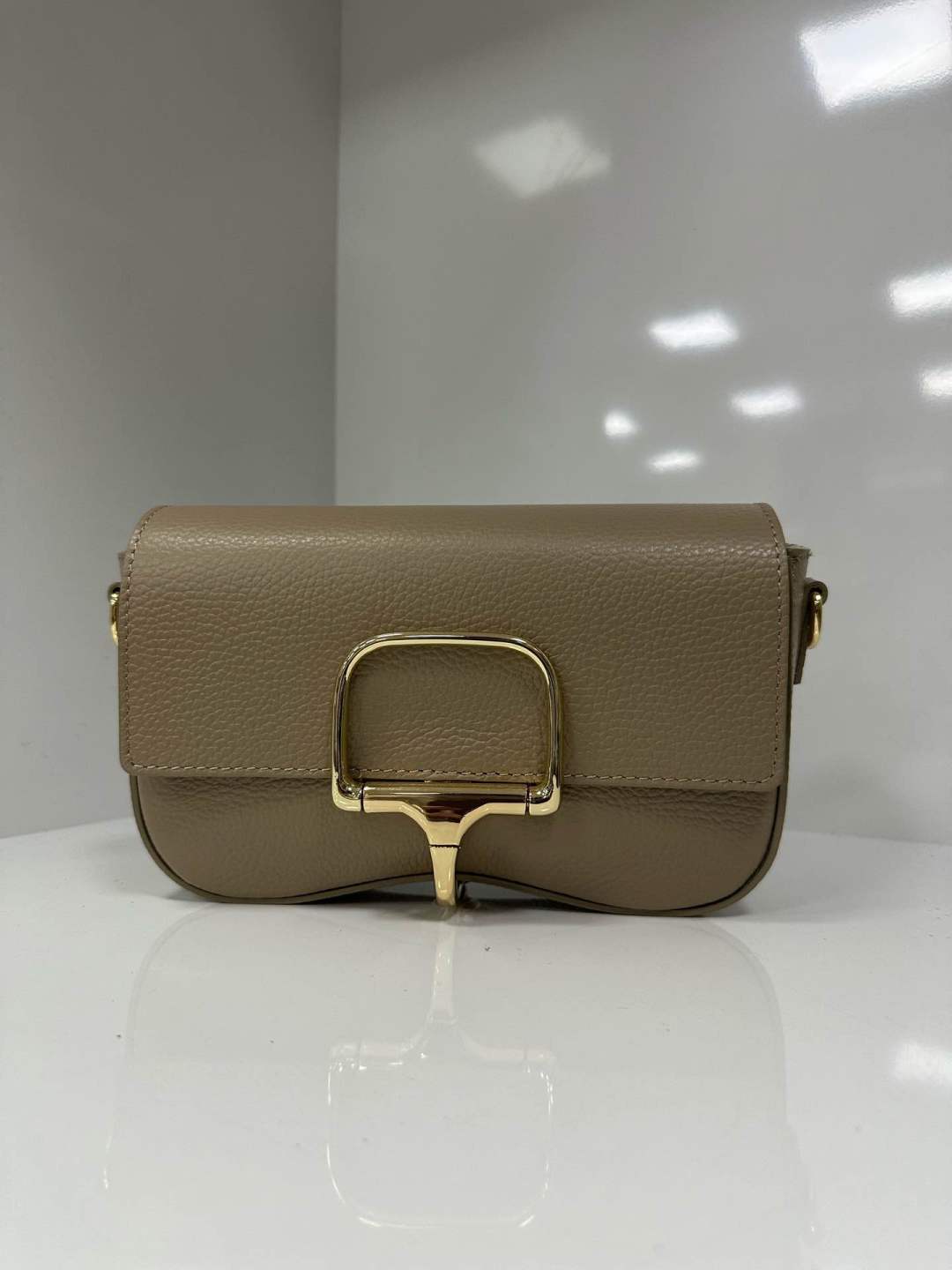 L0523 Bag 9.1in 7 Color Options