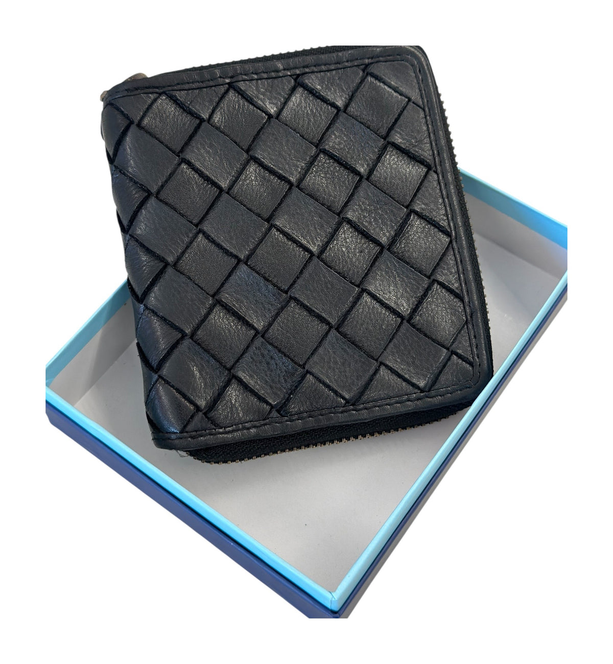 HE033 Black Woven Leather Zip Wallet