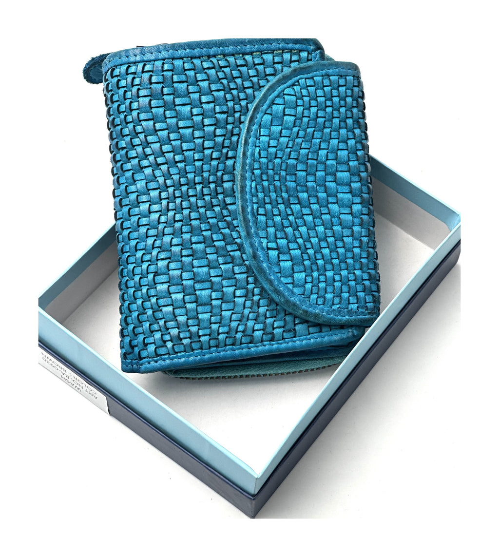 HE081 Turquoise Woven Round Flap Wallet
