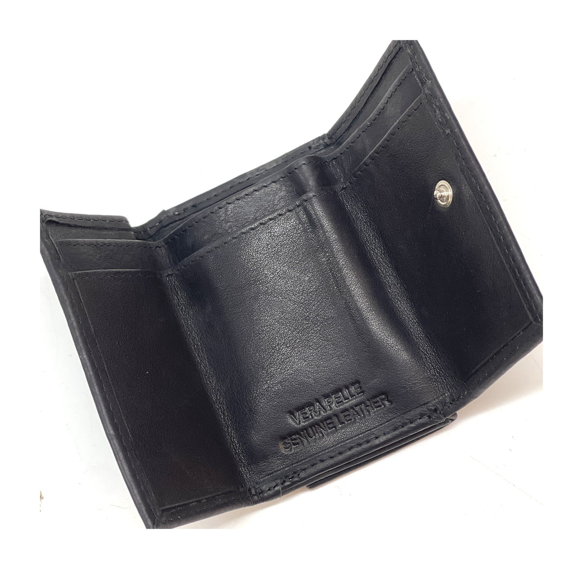HE126 Black Trifold Snap Wallet