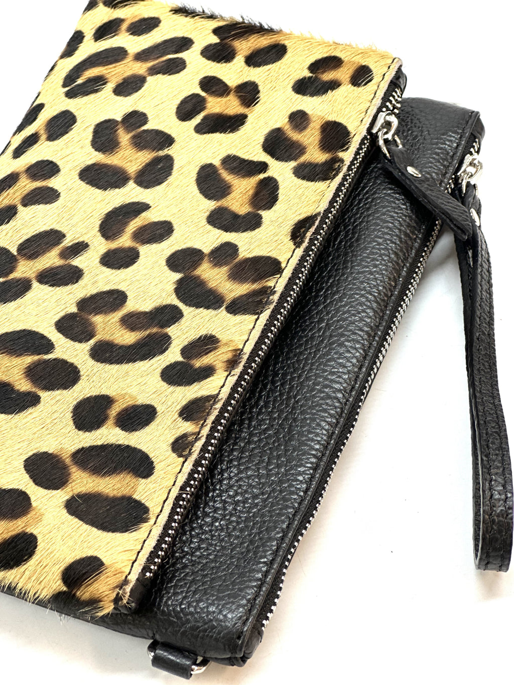 HE1292 Leopard Wristlet Haircalf Clutch