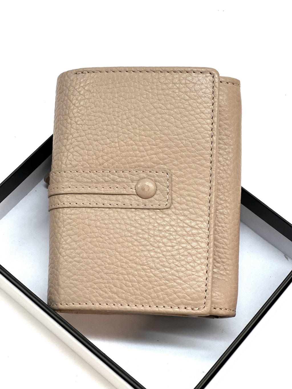 HE134 Nude Beige Compact Snap Wallet