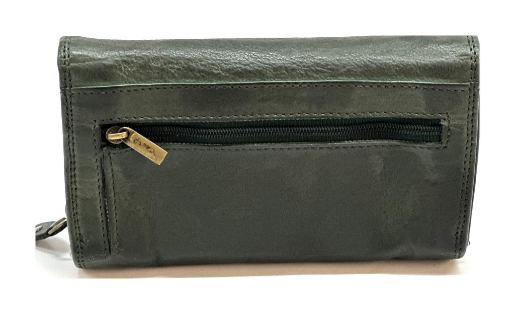 HE205 Forest Green Washed Flap Wallet