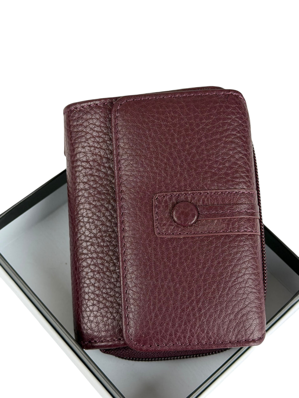 HE215 Burgundy Leather Flap Front Zip Wallet