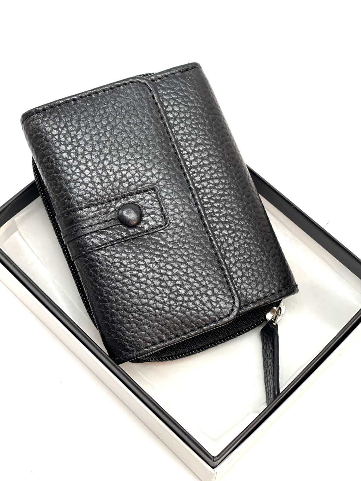 HE227 Black Flap Front Zip Wallet