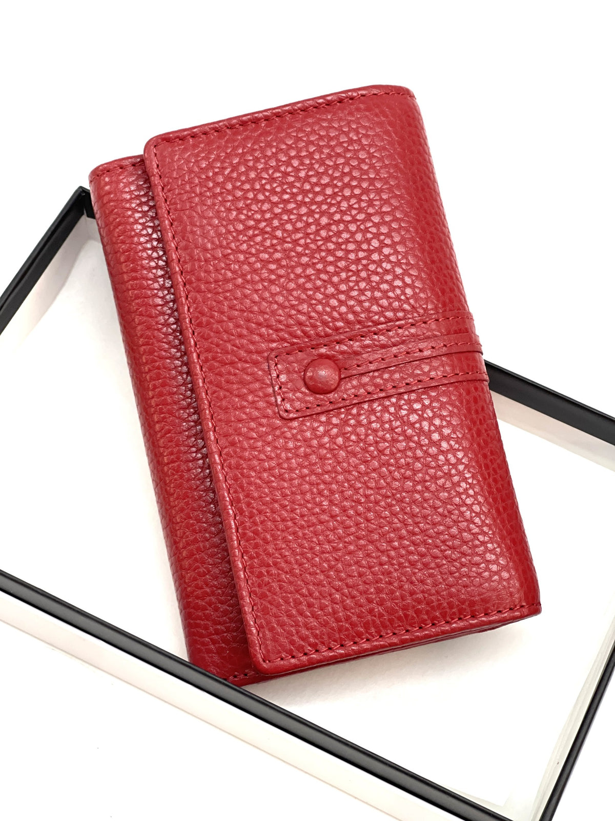 HE250 Red Trifold Flap Wallet