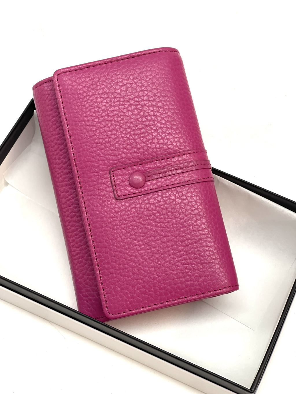 HE251 Fuchsia Leather Trifold Flap Wallet