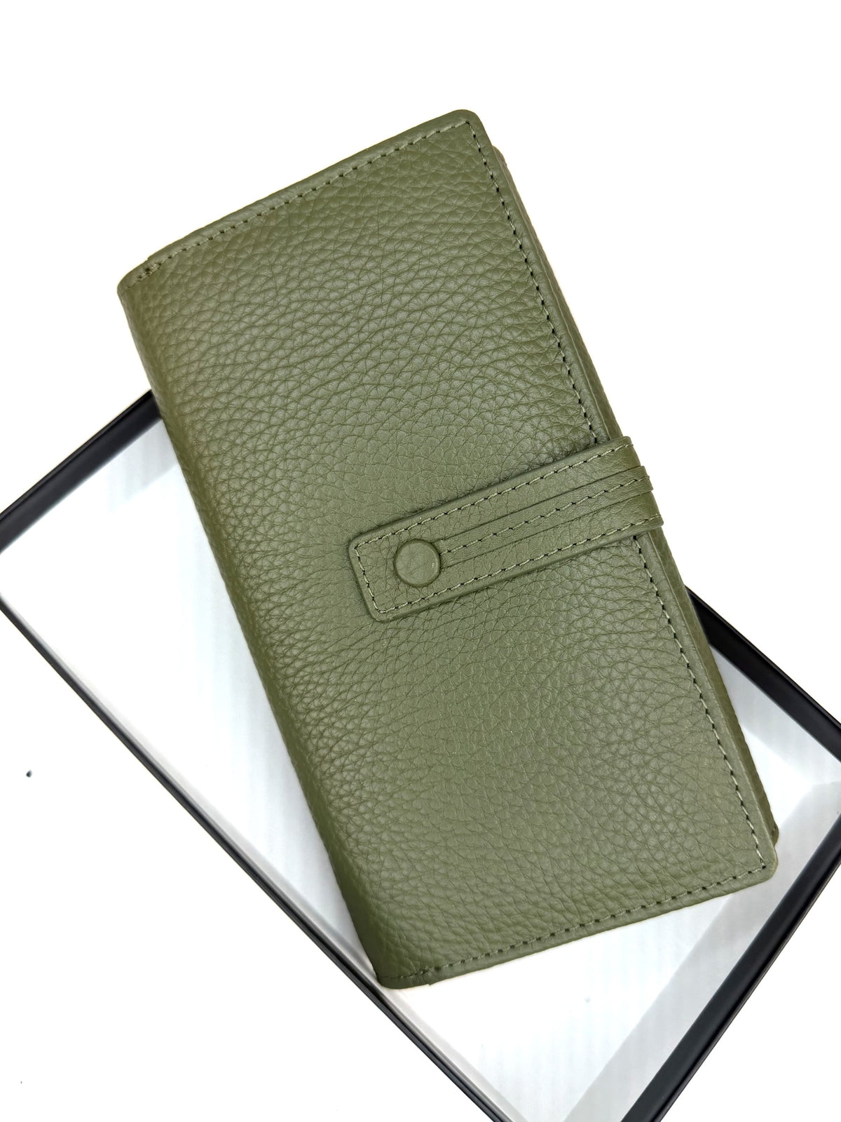 HE331 Olive Green Accordion Snap Wallet