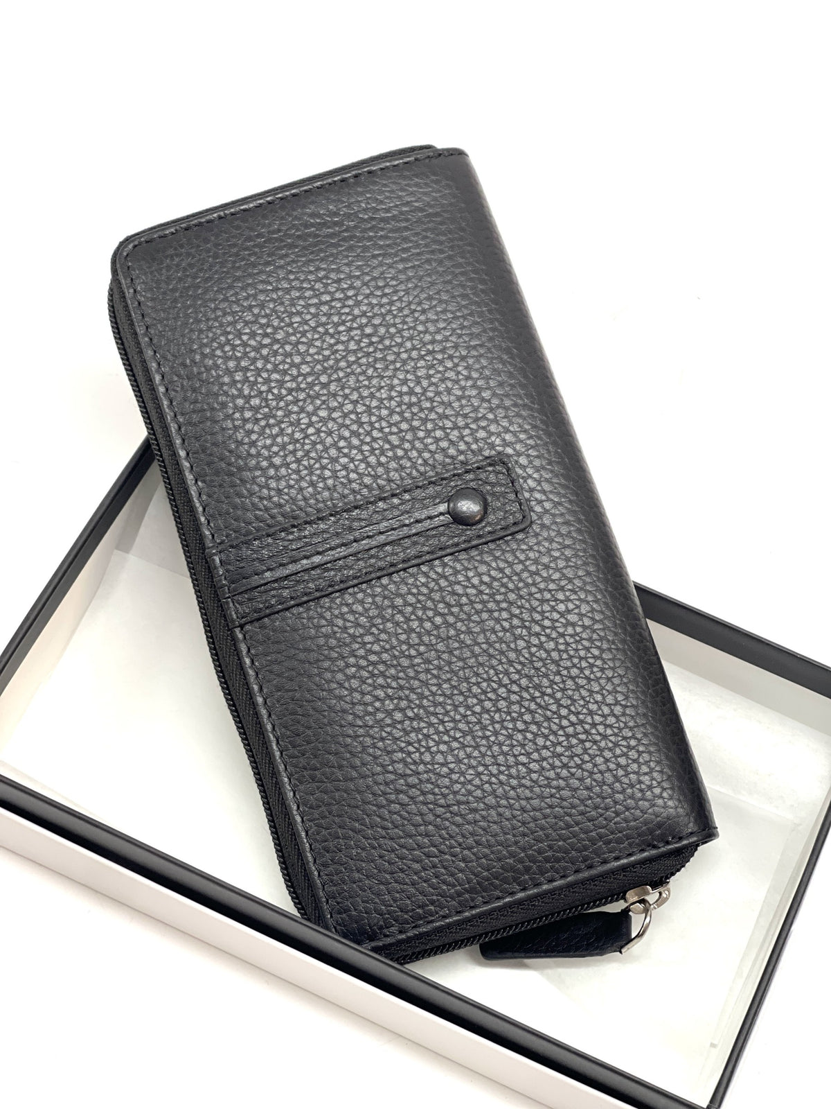 HE372 Black Strap Zip Around Wallet