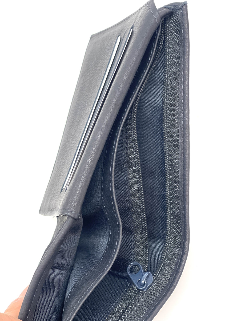 HE464 Navy Pebbled Leather Bifold Wallet