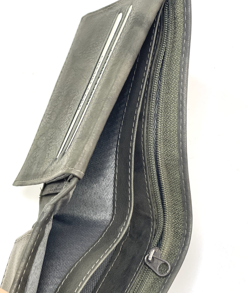 HE465 Slate Grey Pebbled Bifold Wallet