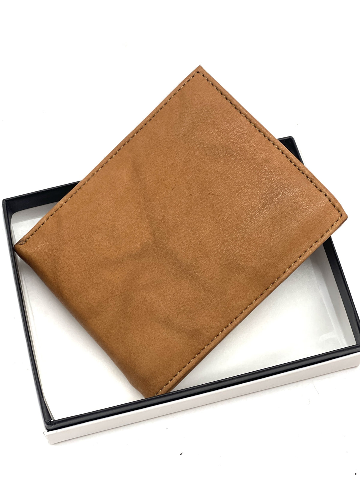 HE466 Tan Pebbled Leather Bifold Wallet