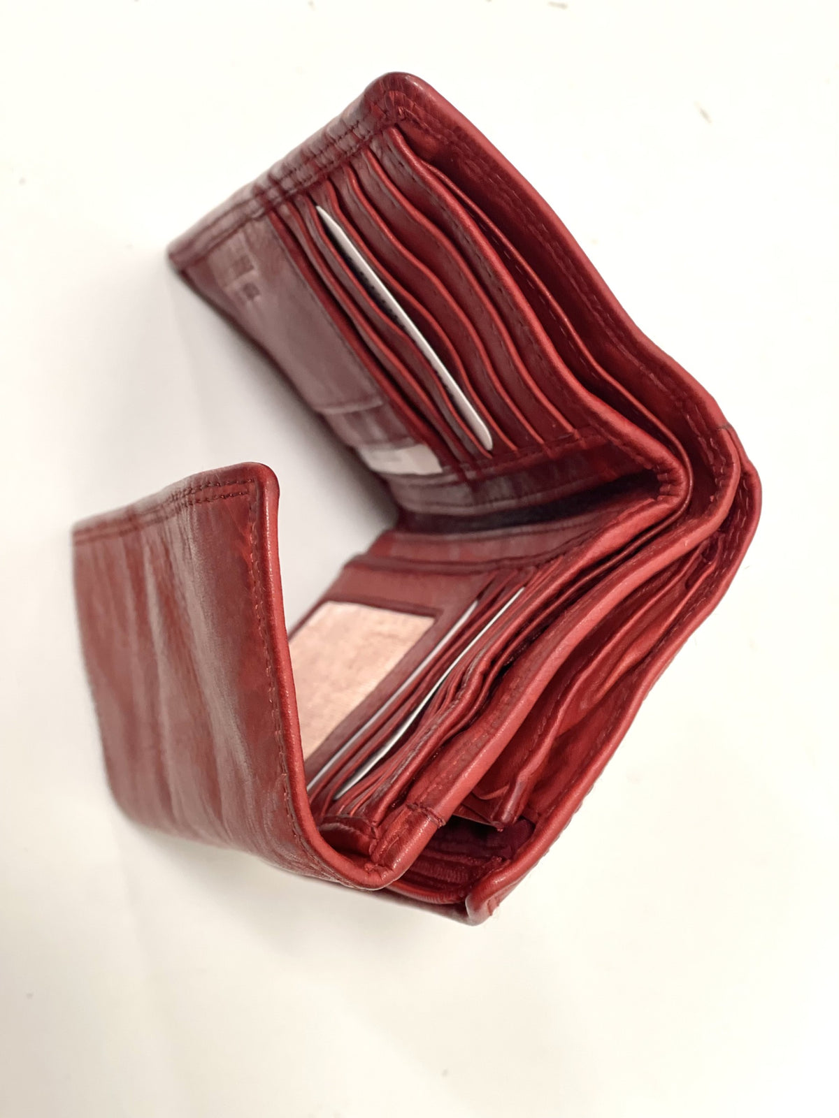 HE474 Red Washed Continental Wallet