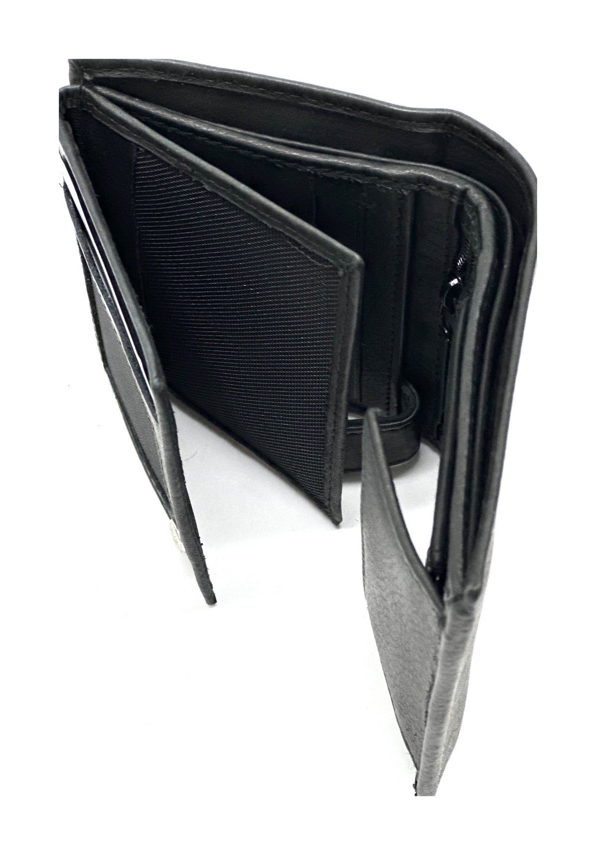 HE520 Black Vertical Trifold Wallet